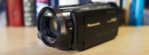 http://reviewed-production.s3.amazonaws.com/attachment/060013f519a3a80f78fdd4aa50317eda625fa53b/s300x112_Panasonic_HC-VX920_MainPageHero.jpg