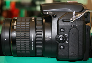 FujiS9100-LeftSide.jpg