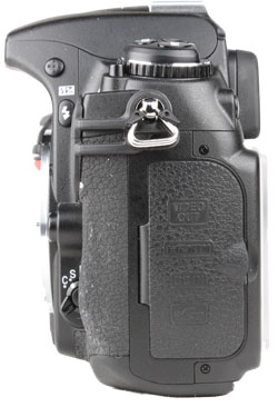 d300-left.jpg