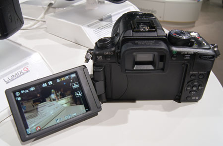FI LCD Photo