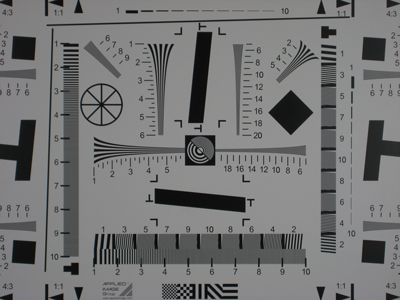 SD750-Res-sm.jpg