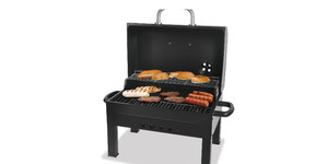 http://reviewed-production.s3.amazonaws.com/attachment/7ef5f49e6af19320879a3a9a25bf0853613b0576/s300x150_kingsford_portable_charcoal_grill.jpg