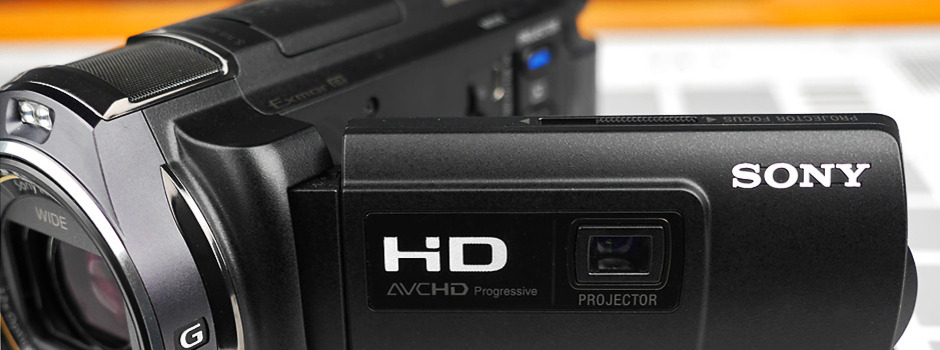http://reviewed-production.s3.amazonaws.com/attachment/8104b1d38cbcb75e26dfcf93af7094fedf01dde5/s940x350_SonyPJ650V_Hero.jpg