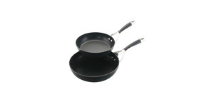 http://reviewed-production.s3.amazonaws.com/attachment/8ac527397a04fa1bfbaaec162df22b5d2a3d185e/s300x150_elite_nonstick_by_circulon.jpg