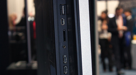 ToshibaL9300ports.jpg