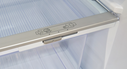 Vegetable Drawer Controls Photo