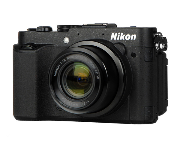 Nikon Coolpix P7700.jpg
