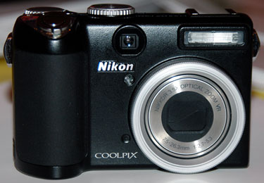Nikon-P5000-front.jpg