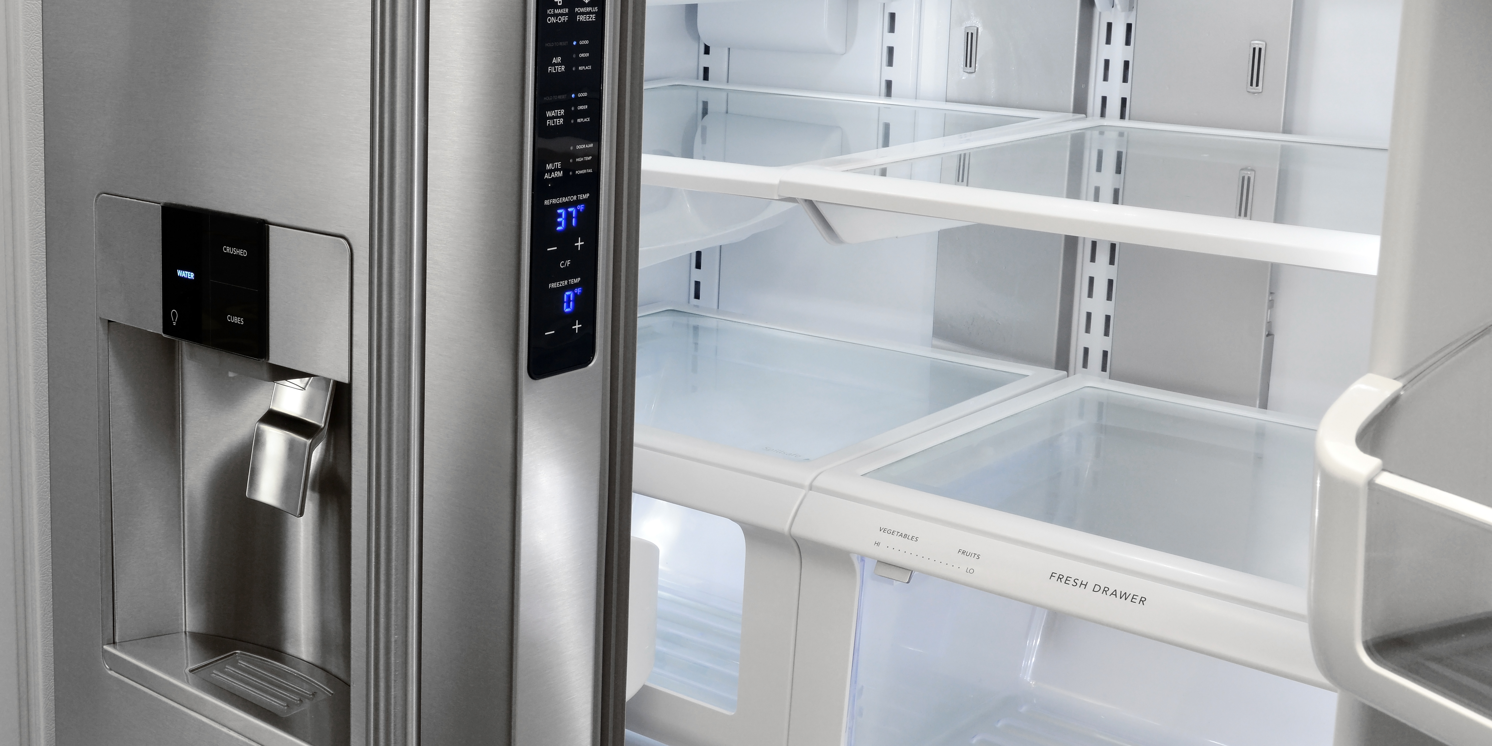 Frigidaire Professional FPBC2277RF Counter Depth Refrigerator Review 