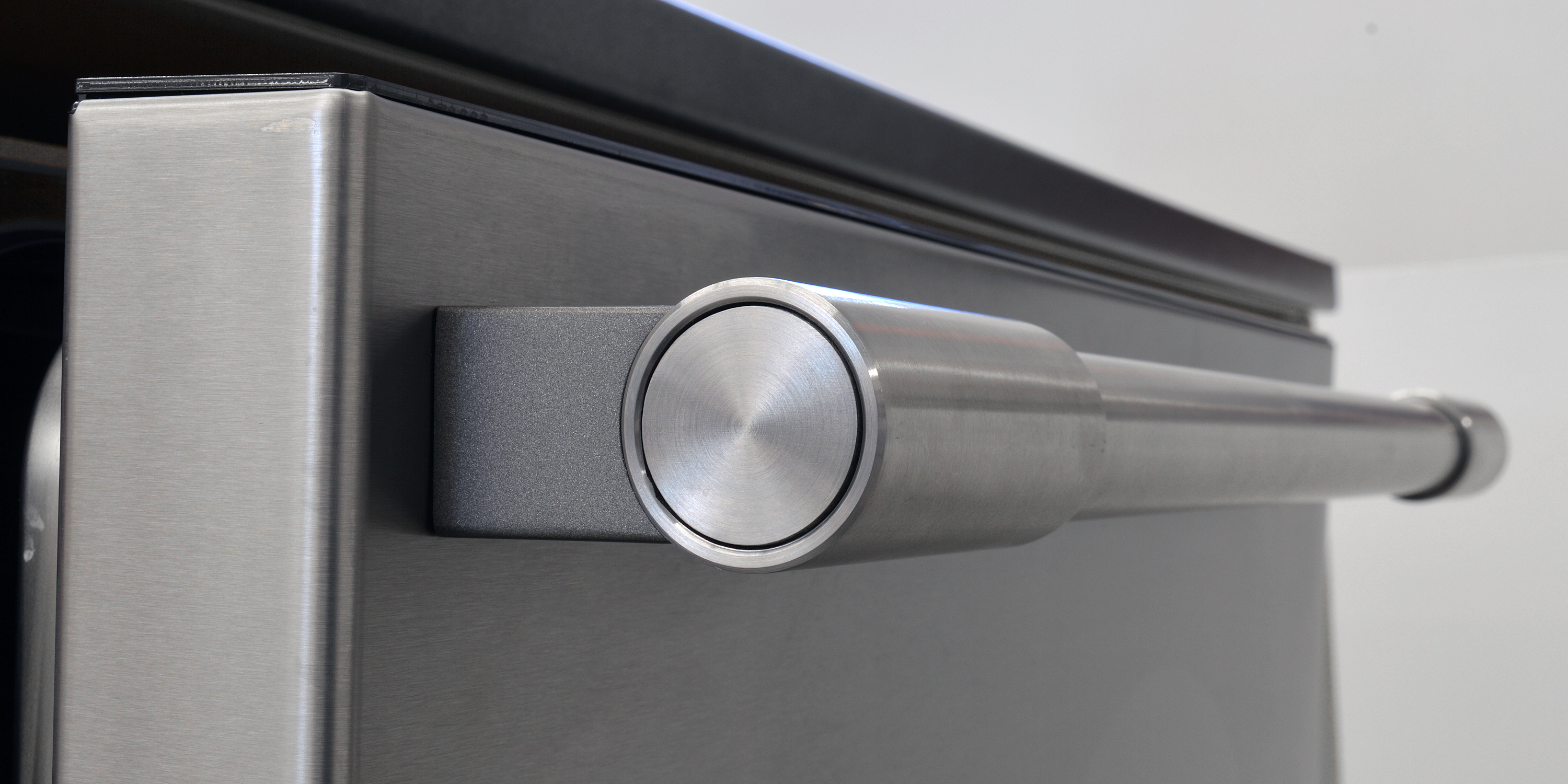 Frigidaire Professional FPID2497RF Dishwasher Review