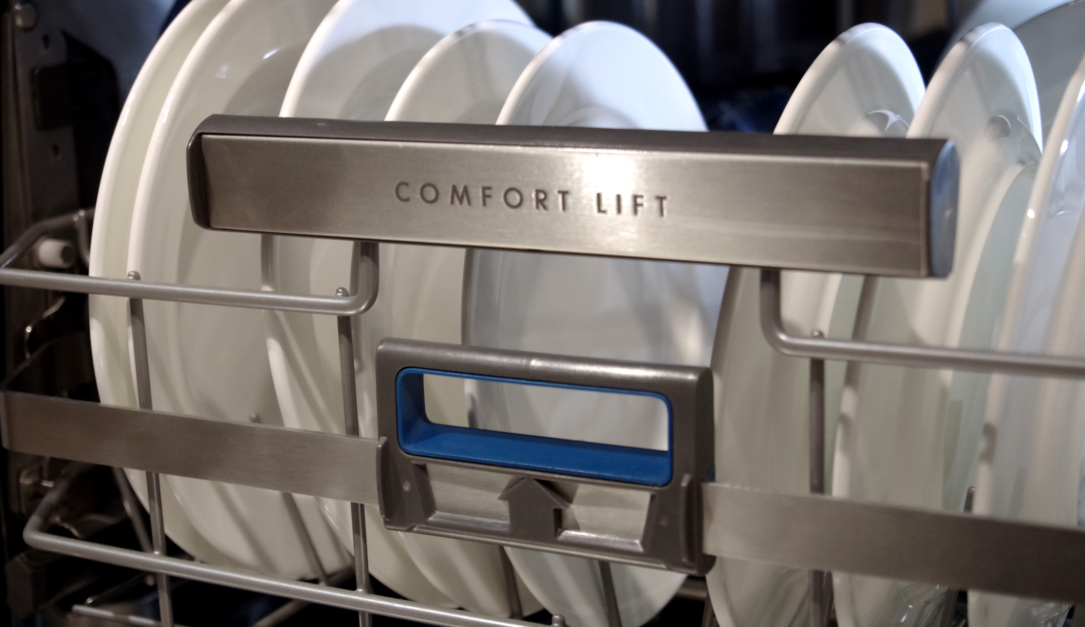 Electrolux dishwasher helps you load, unload dishes