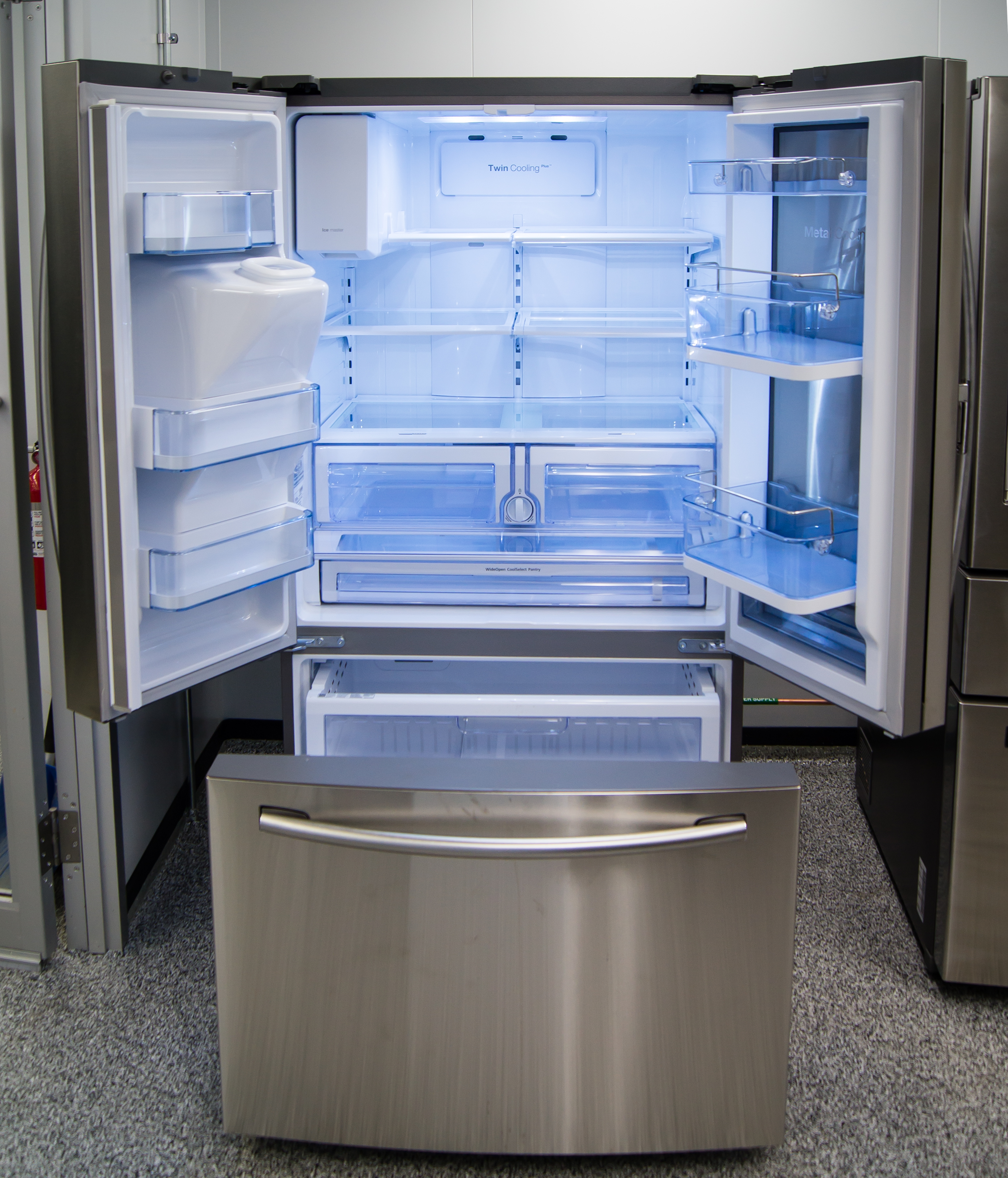 Холодильник купить акции распродажи. Холодильник Samsung rf50k5920s8. Samsung rf50n5861b1. Samsung rf5500. Холодильник самсунг rf50.